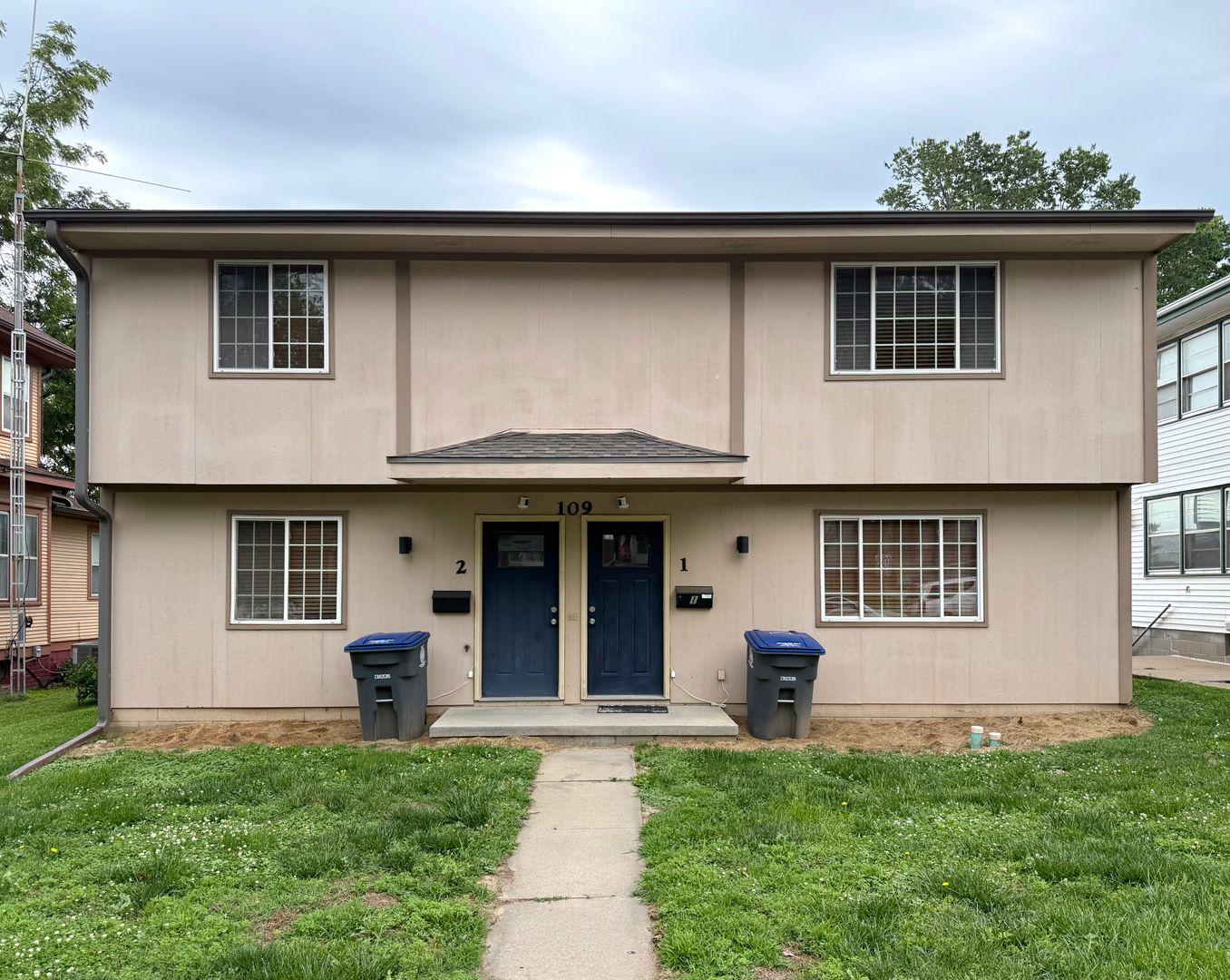Council Bluffs Townhome: 109 S 1st St # 1