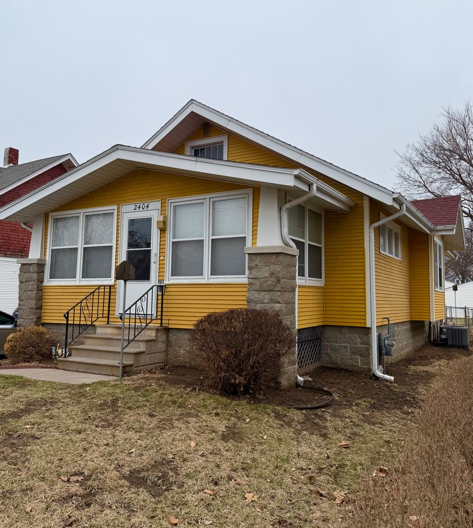 Council Bluffs House: 2404 Ave B