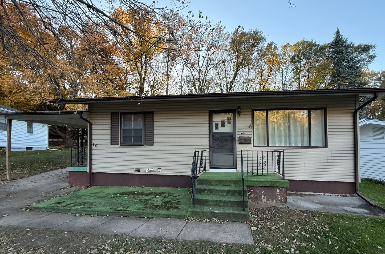 Council Bluffs House: 40 Lynnwood Drive