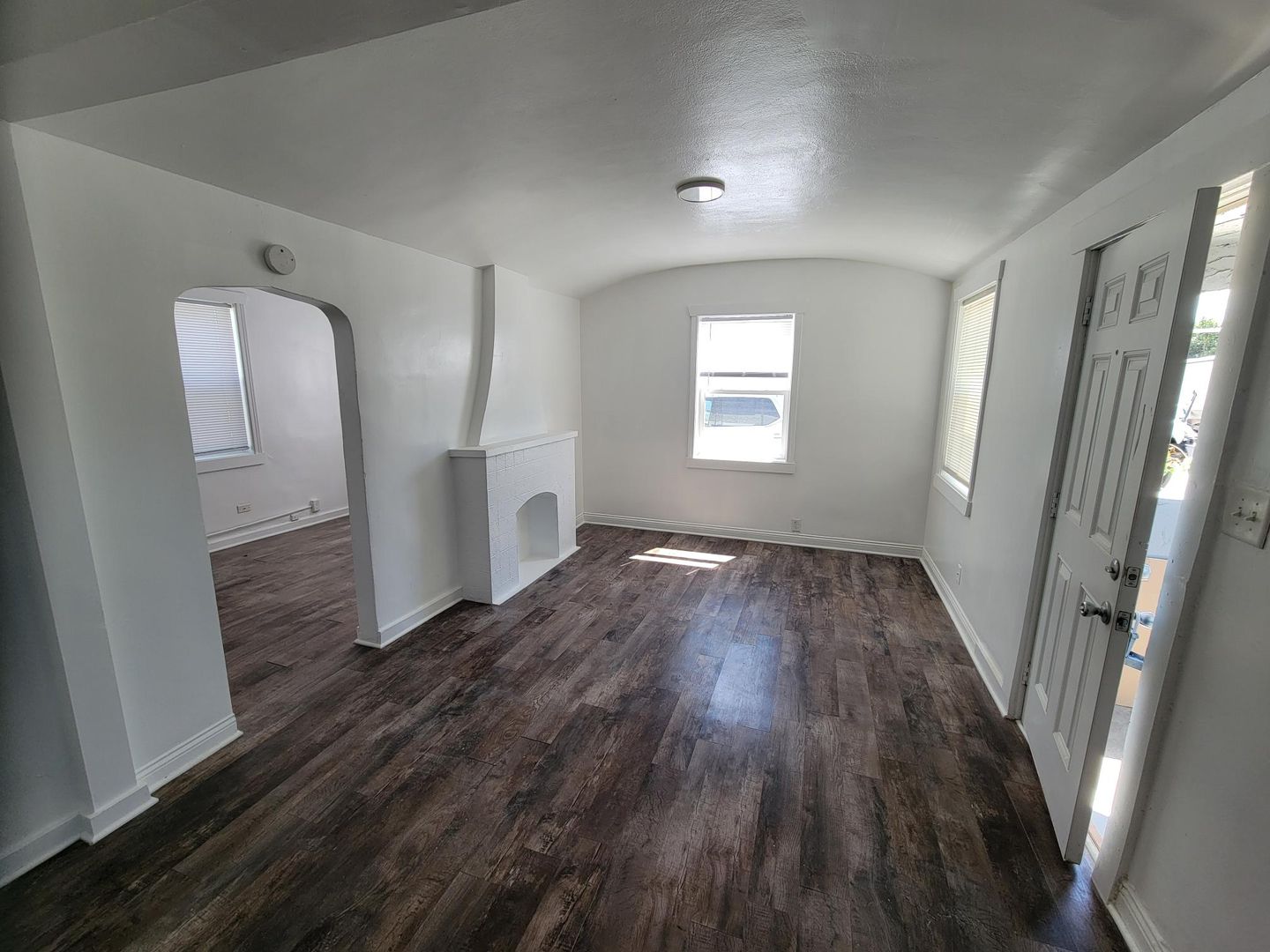 Council Bluffs Apartment: 750 Creek Top Street
