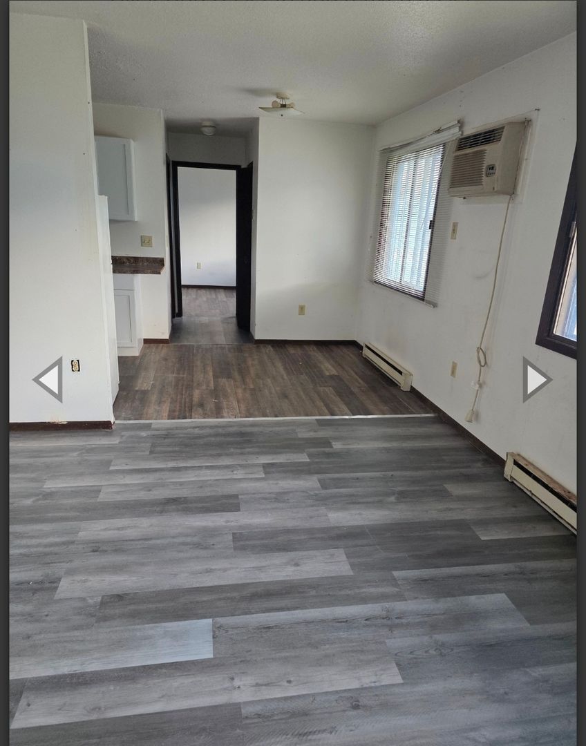 Rockwell Apartment: 504 4th St