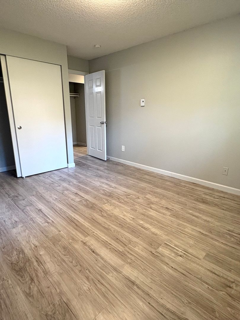 Glen Grove Apartments 15 of 15