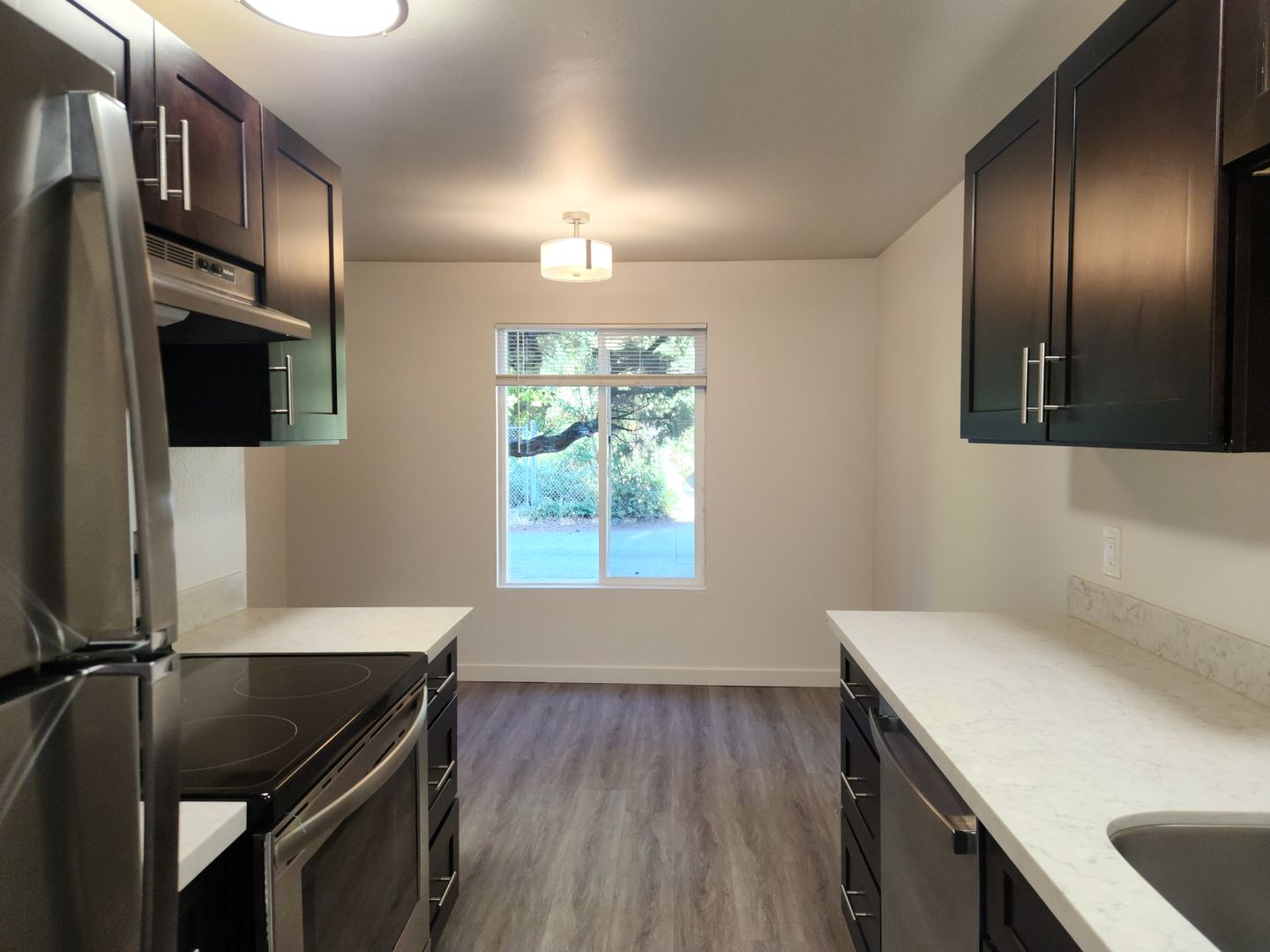 12340 33rd Ave NE 4 of 13