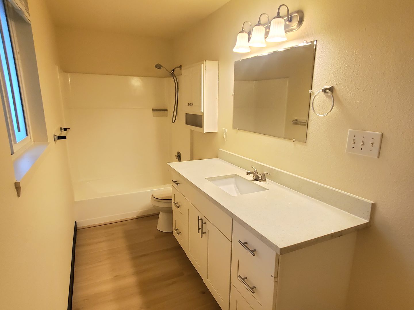 Fairview Apartments 14 of 17