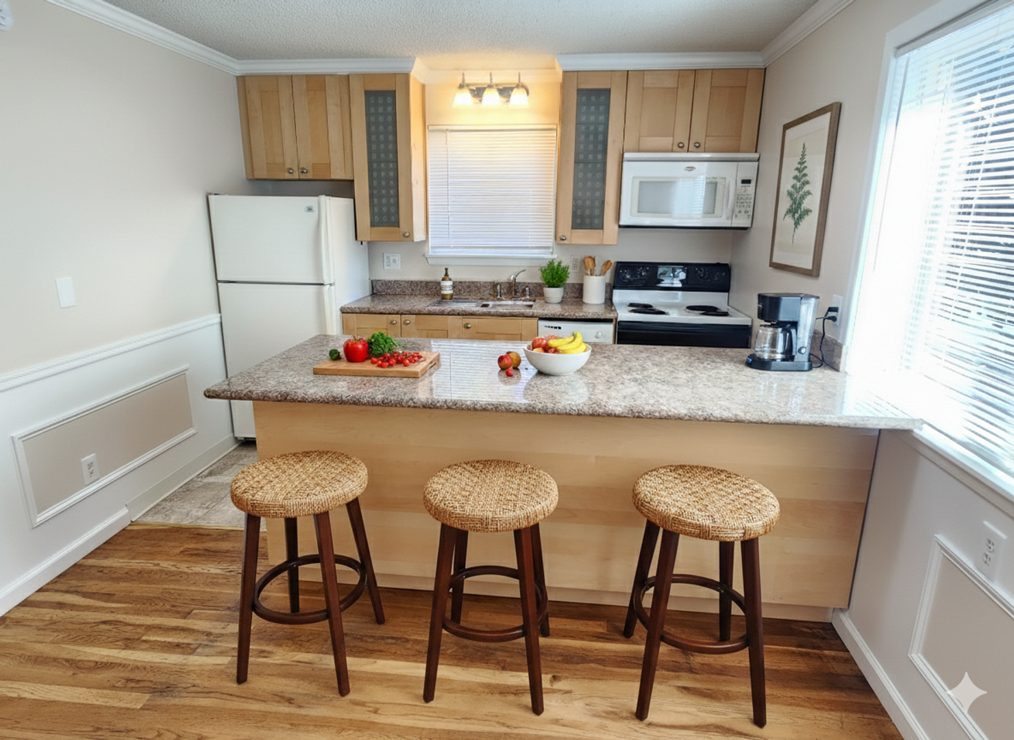 Seattle Apartment: 7526 24th Ave NW