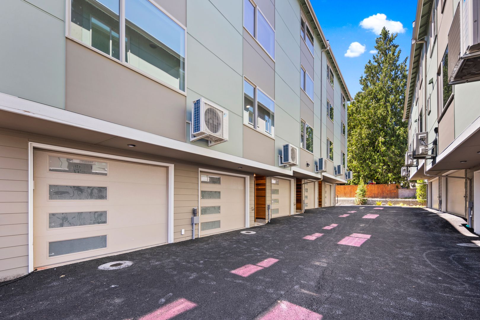Seattle Townhome: 10001 17th Ave SW