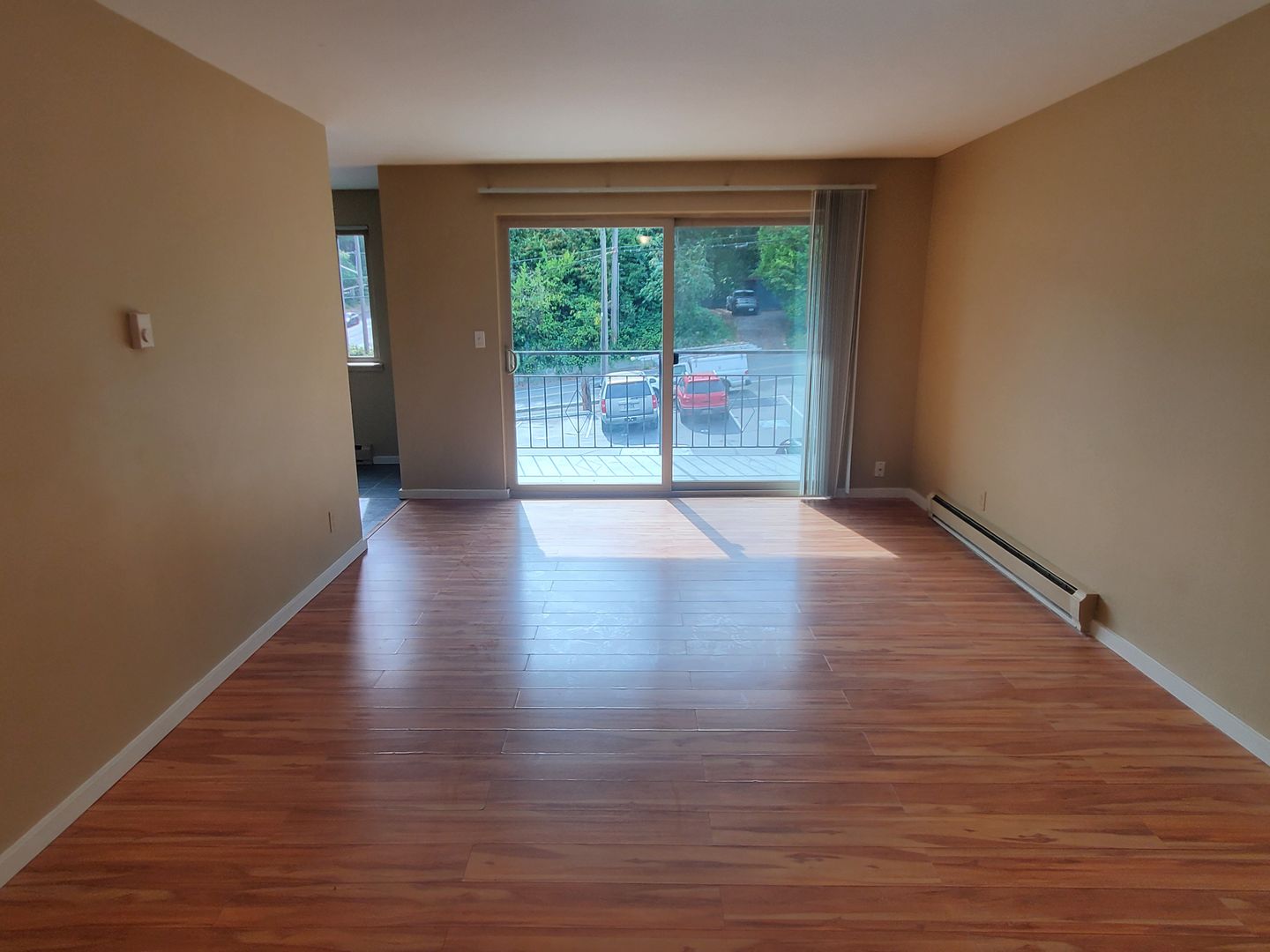 Burien Apartment: 320 SW 160th Street