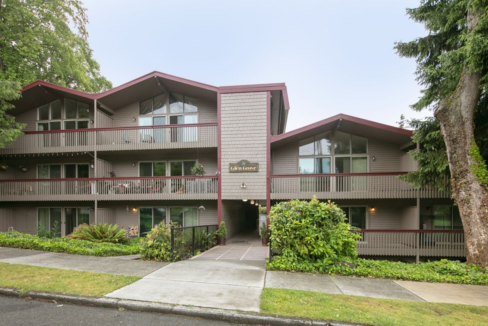Glen Grove Apartments 12 of 12