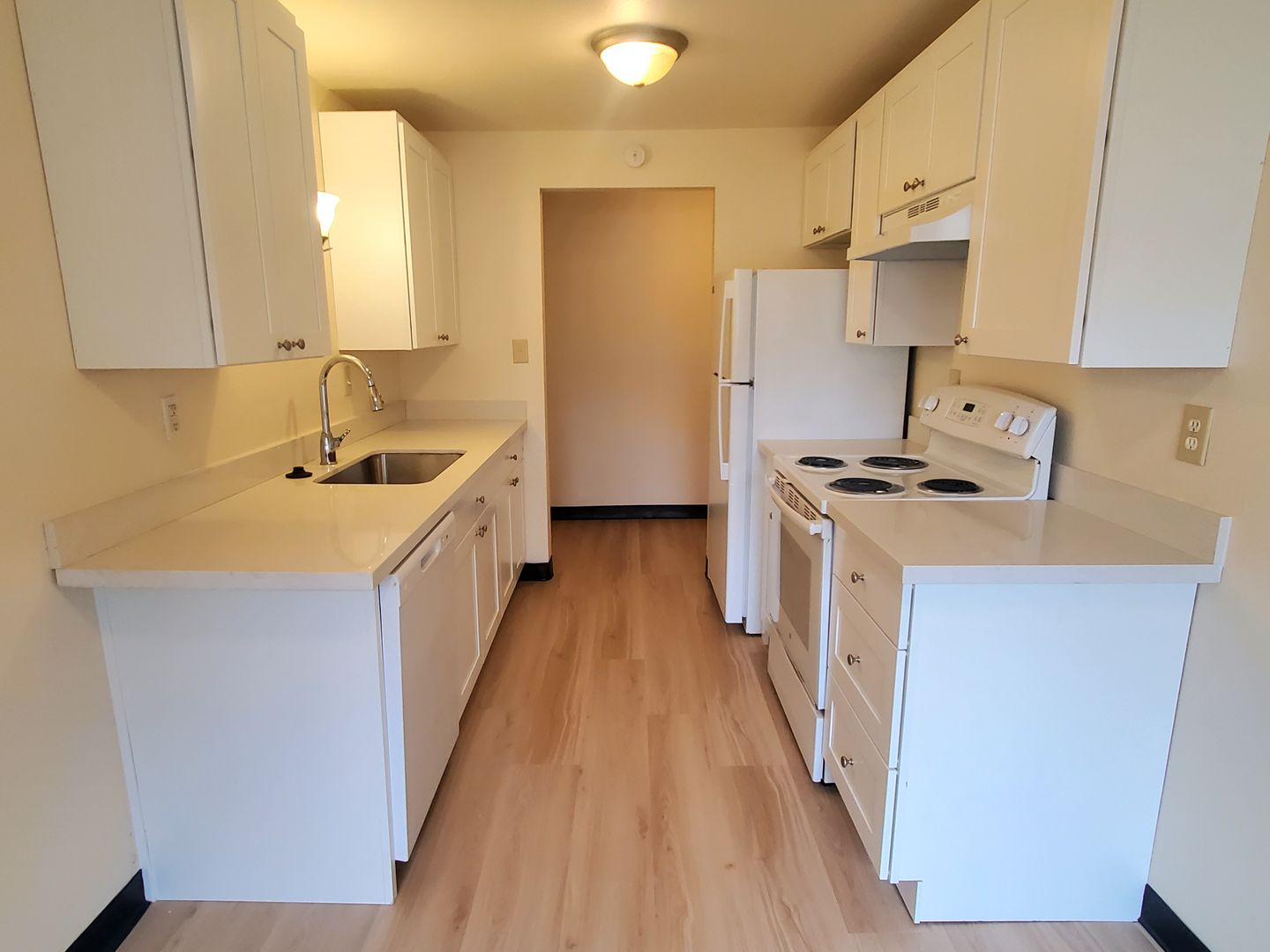 Fairview Apartments 7 of 12