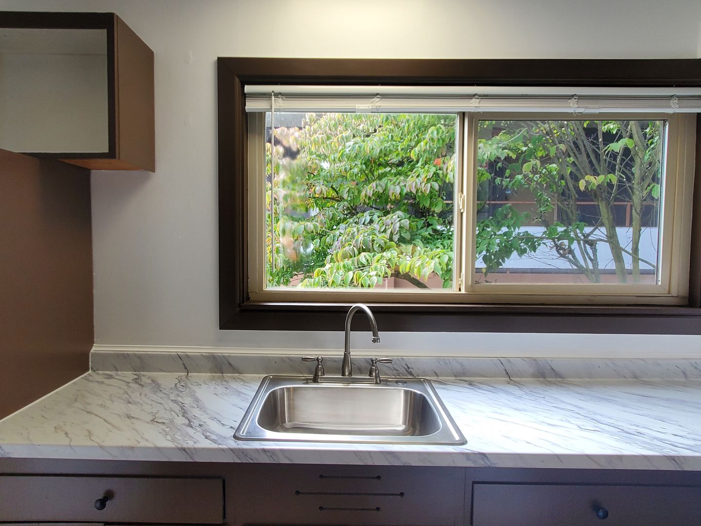 Seattle Apartment: 2269 NE 53rd Street