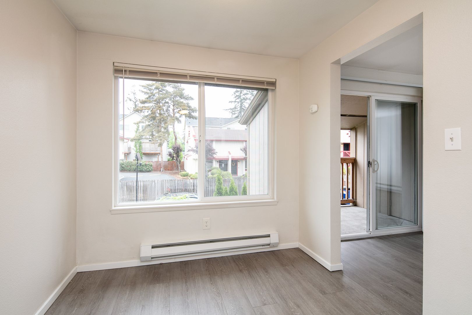 Puyallup Apartment: 322 9th Ave SE