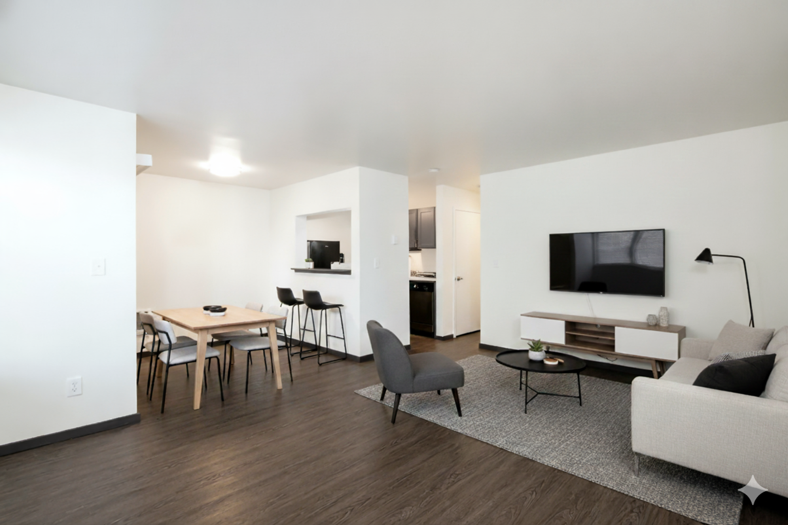 Seattle Apartment: 9050 Greenwood Ave N