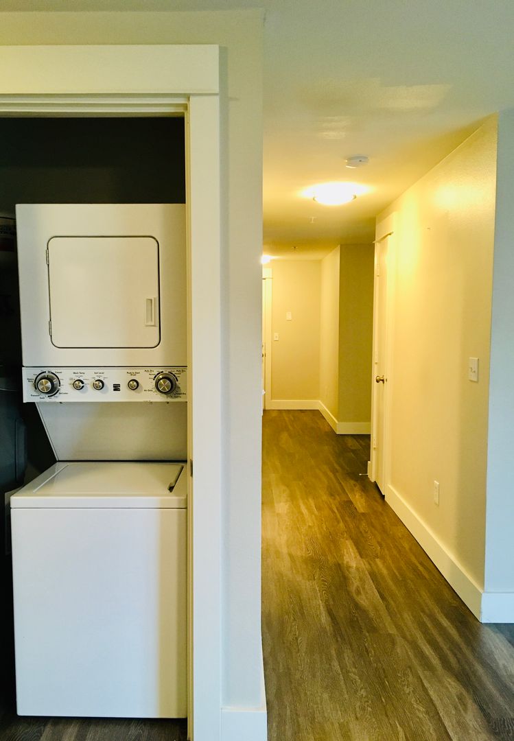 Laundry room at Raleigh Ridge