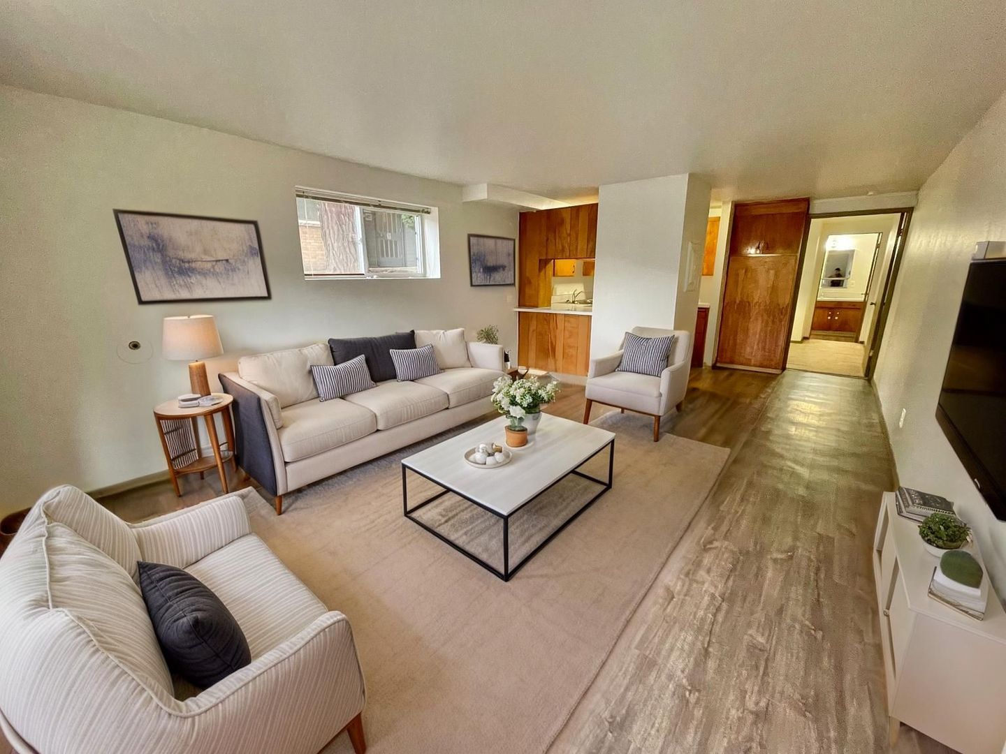 Seattle Apartment: 5502 15th Ave NE