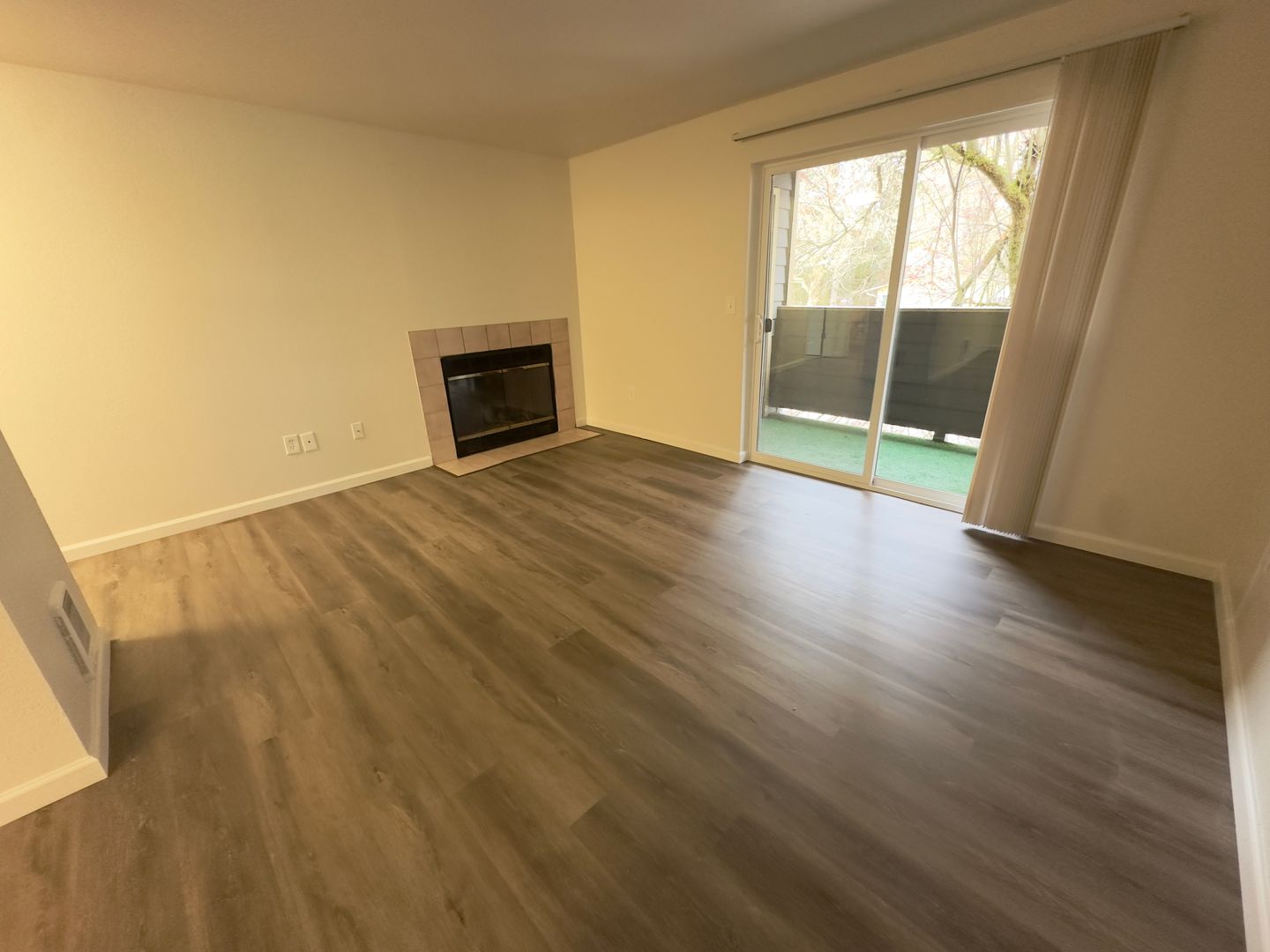 Burien Apartment: 400 S 152nd Street