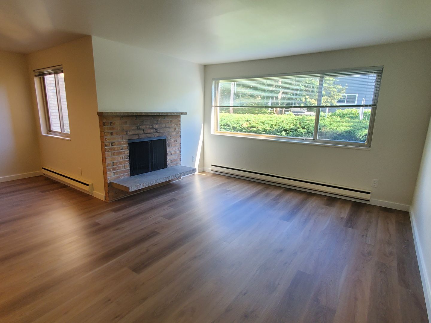 Seattle Apartment: 5505 40th Ave NE