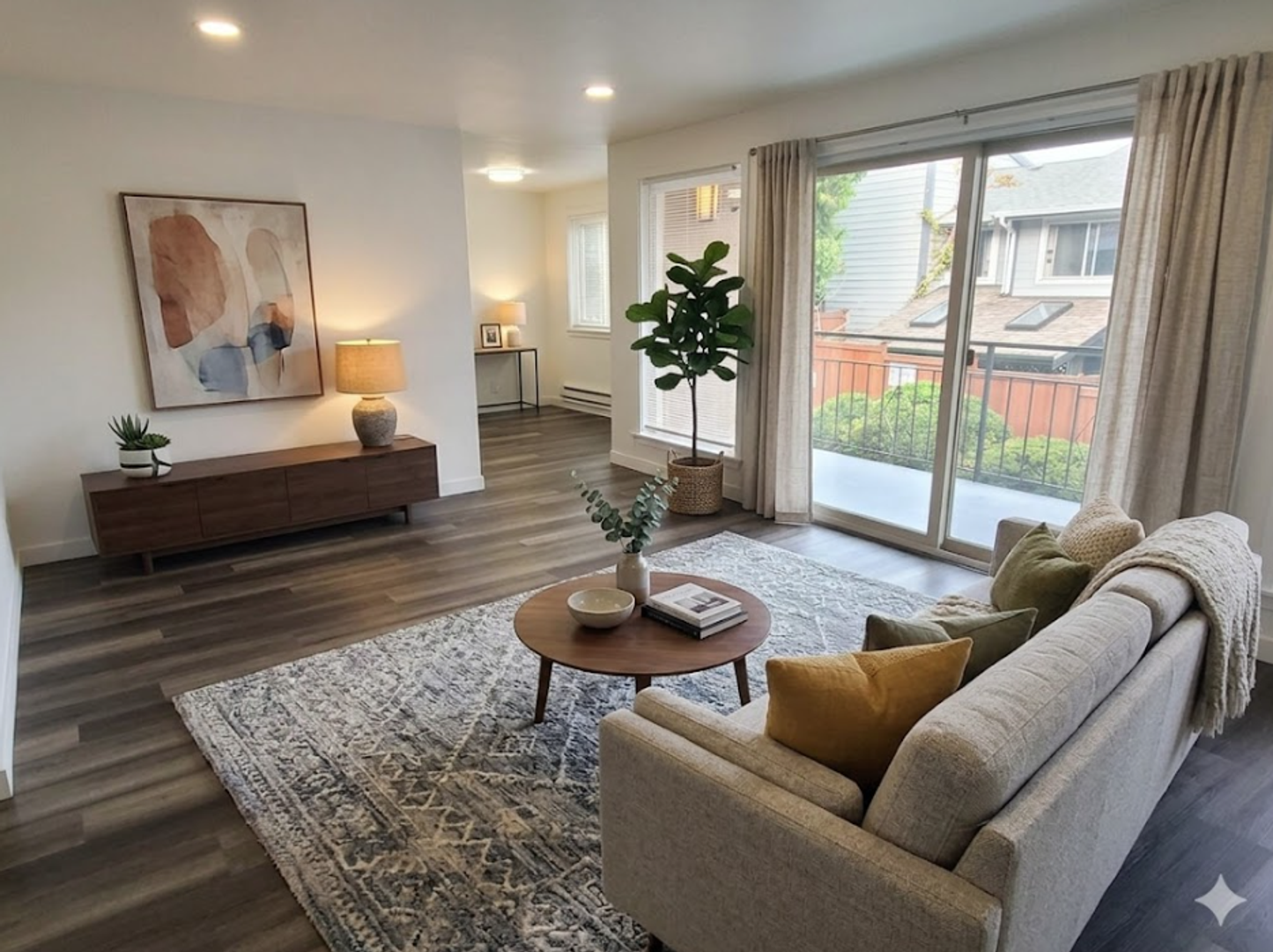 Burien Apartment: 320 SW 160th Street