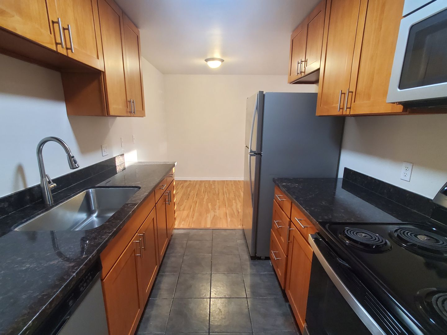 Burien Apartment: 320 SW 160th Street