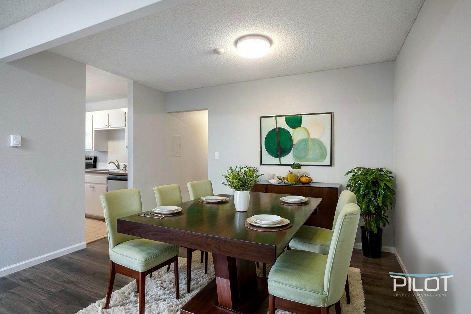 Glen Grove Apartments 2 of 12