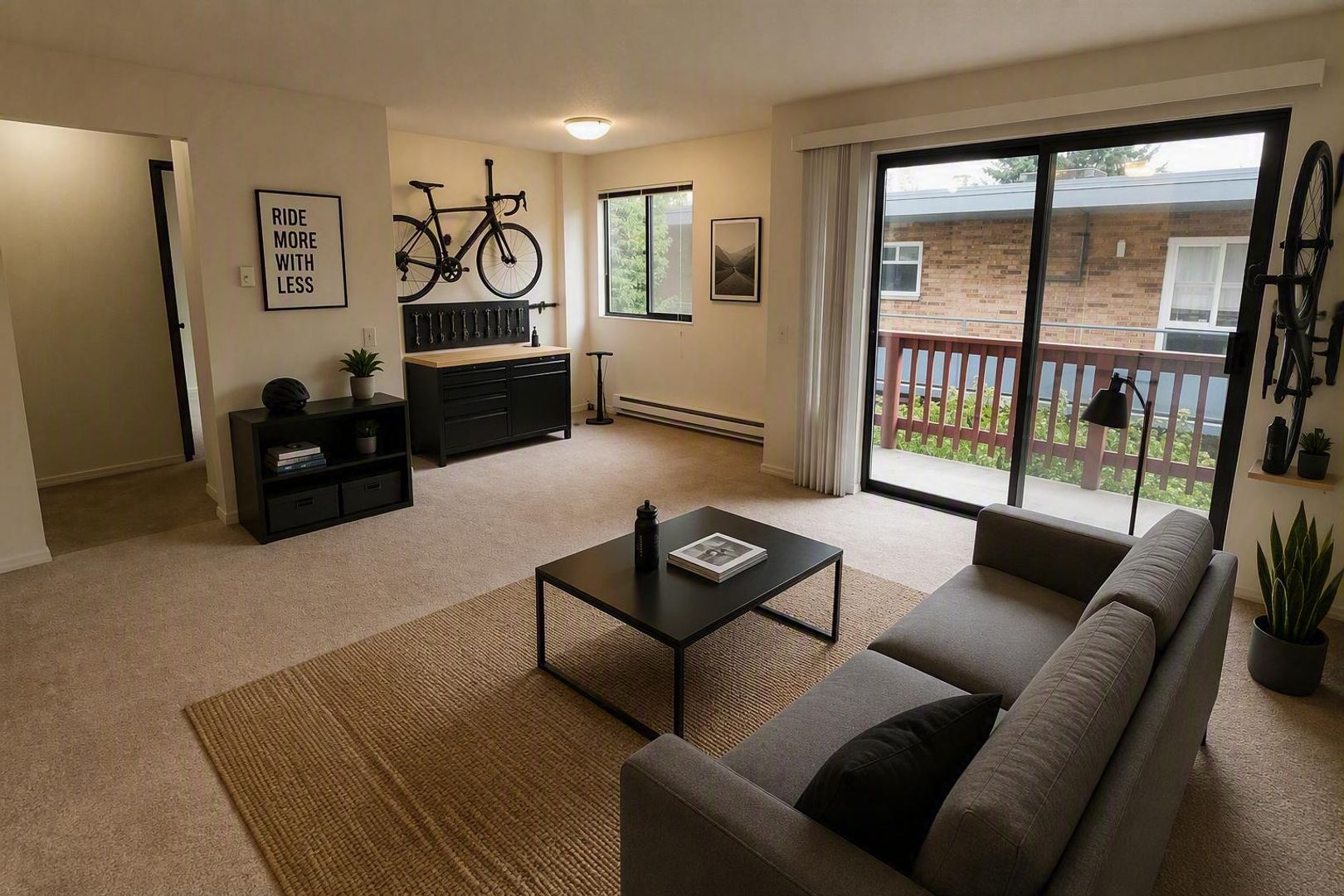 Seattle Apartment: 5123 24th Ave NE