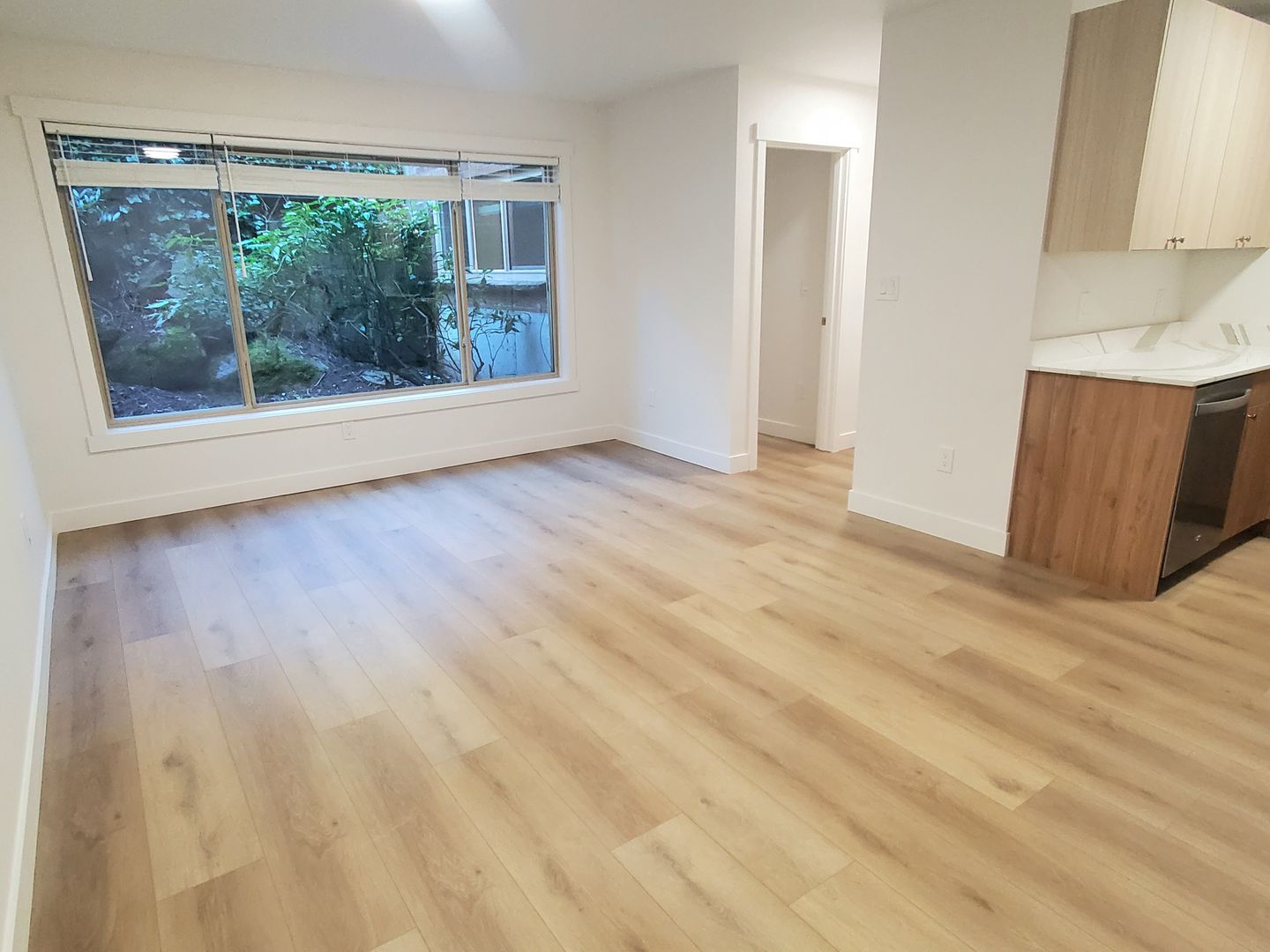 Seattle Apartment: 1101 Queen Anne Ave N