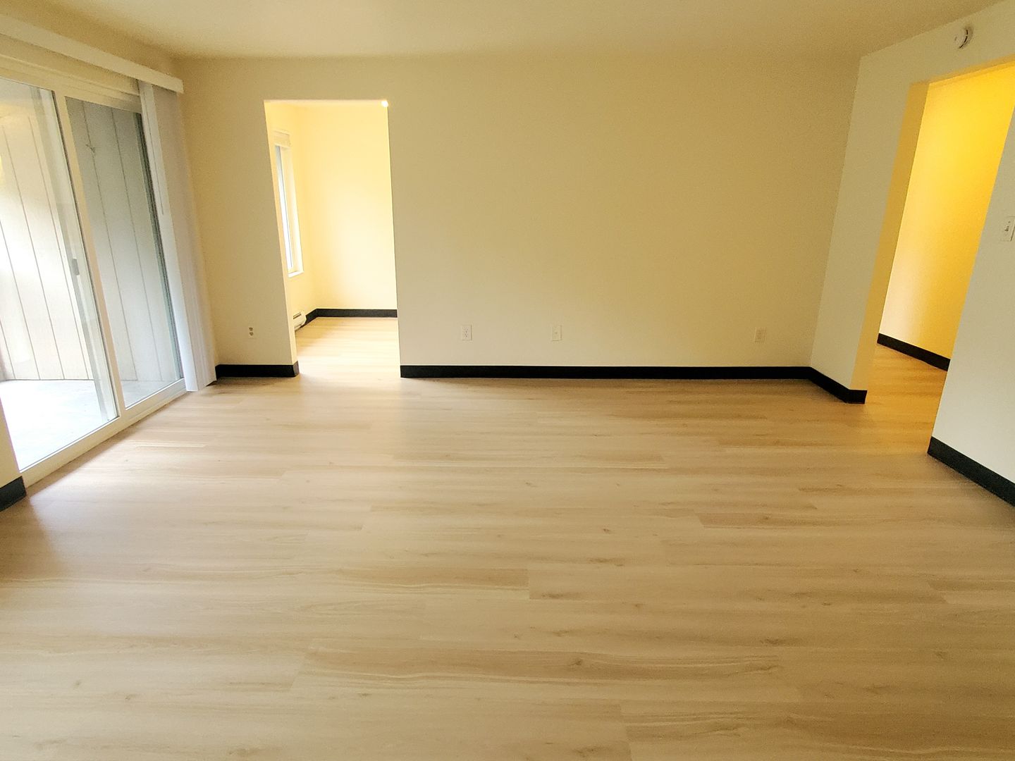 Puyallup Apartment: 322 9th Ave SE