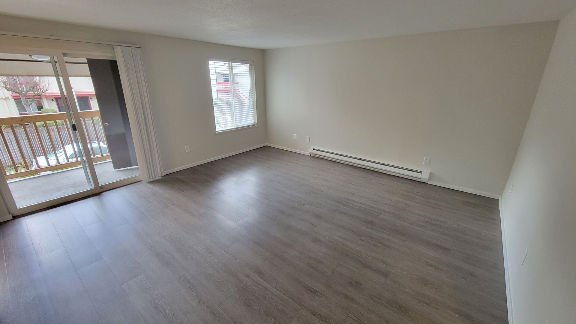 Puyallup Apartment: 322 9th Ave SE