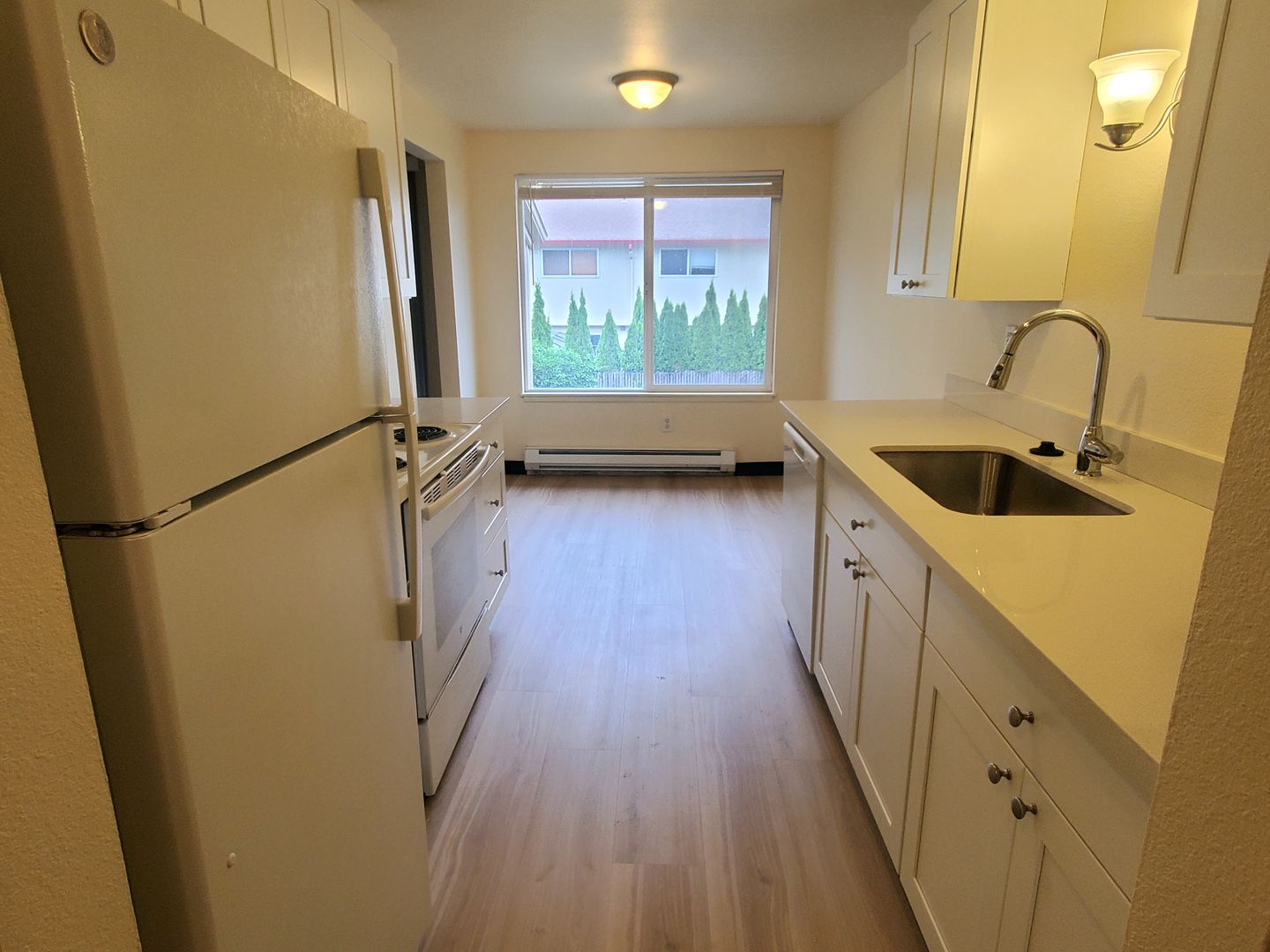 Fairview Apartments 6 of 12