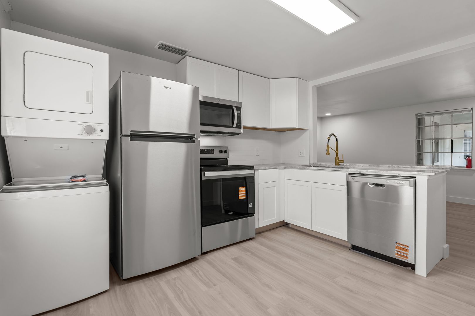 Tyler Apartment: 533/535 South Bonner Ave