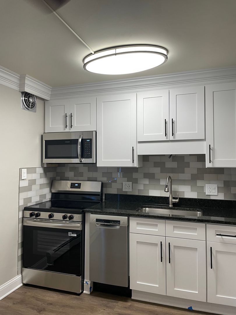 4925 Fairview Avenue