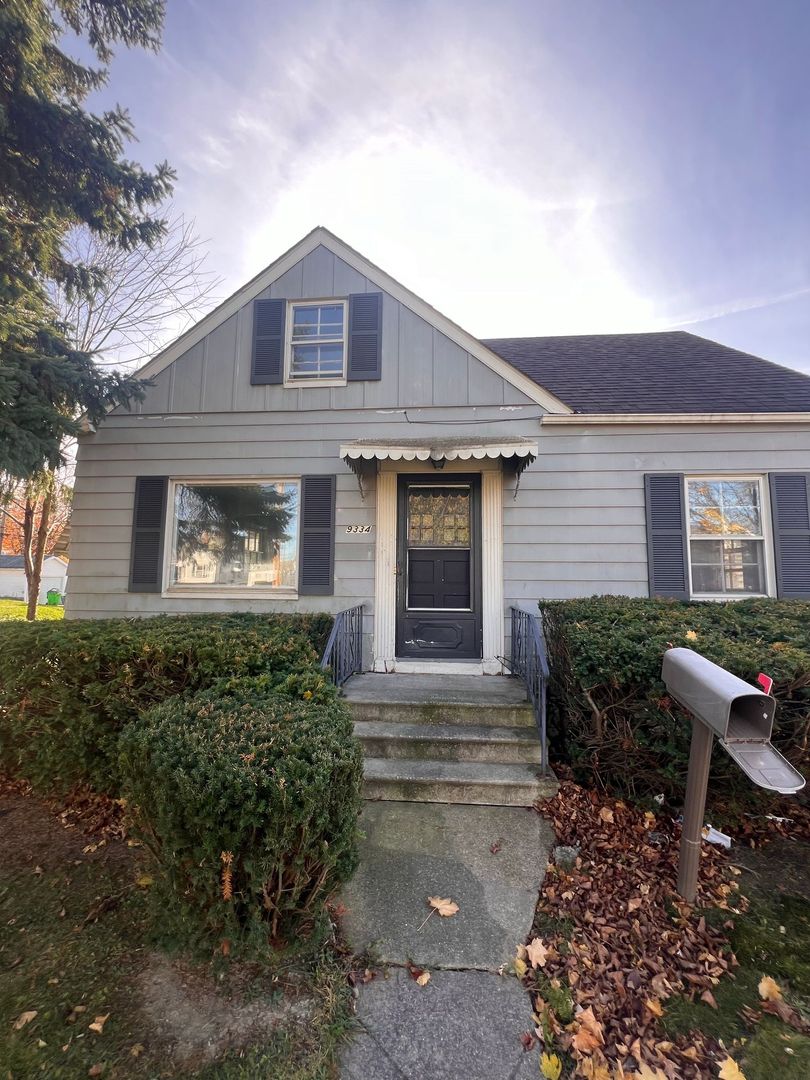 Garfield Heights House: 9334 McCracken Blvd.