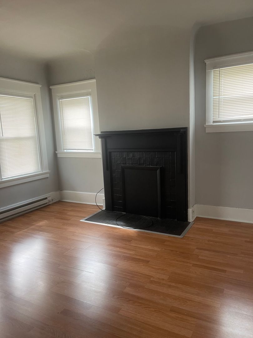 Cleveland Apartment: 9502 Miles Ave.