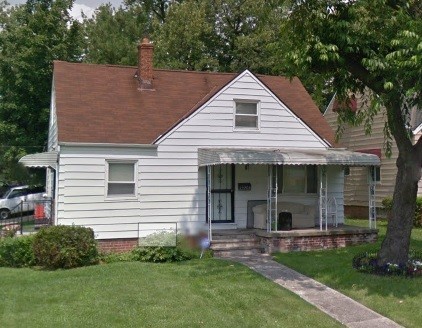 Maple Hts. House: 19203 Nitra Ave.