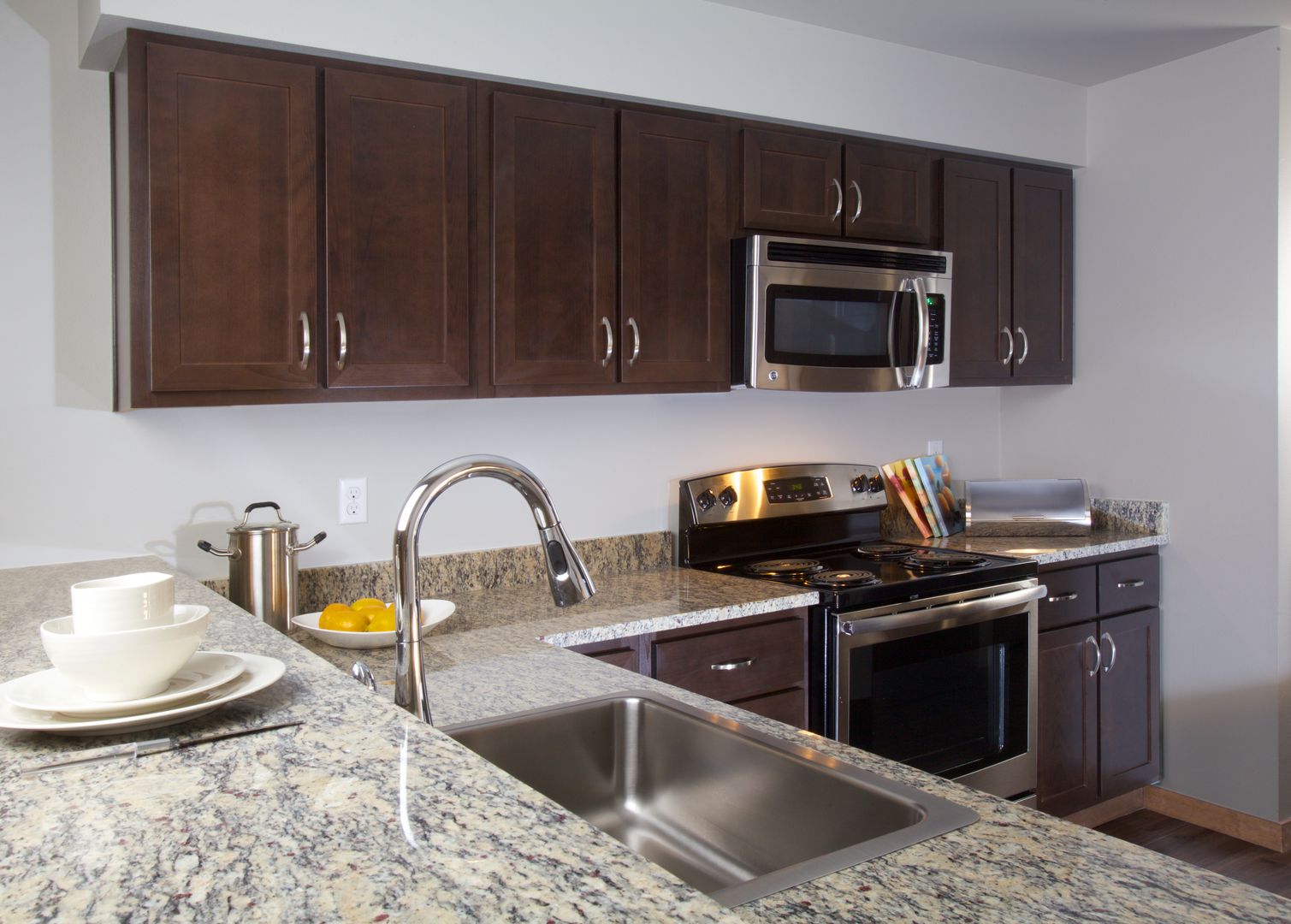 Redmond Apartment: 16405 NE 95th St