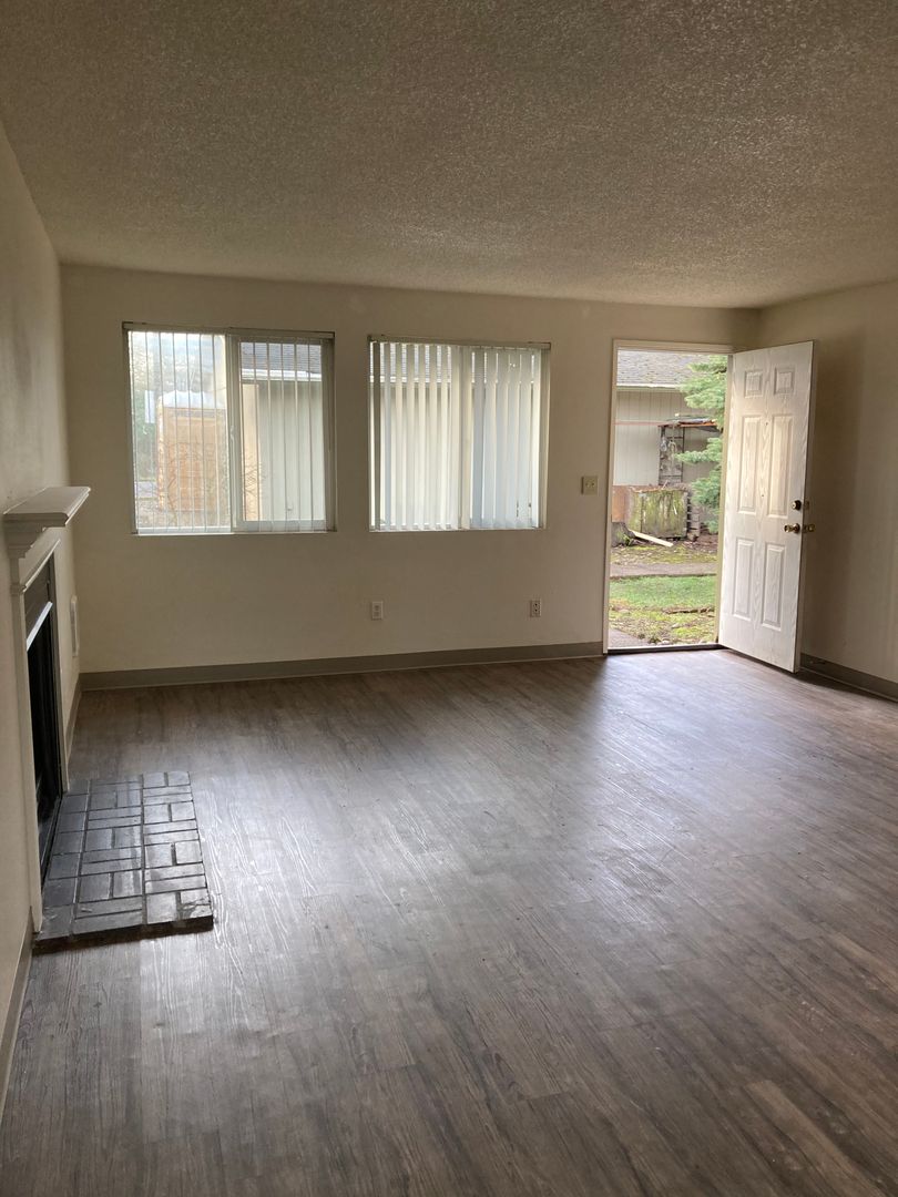 Tigard Apartment: 11461-11549 SW 98th Ave