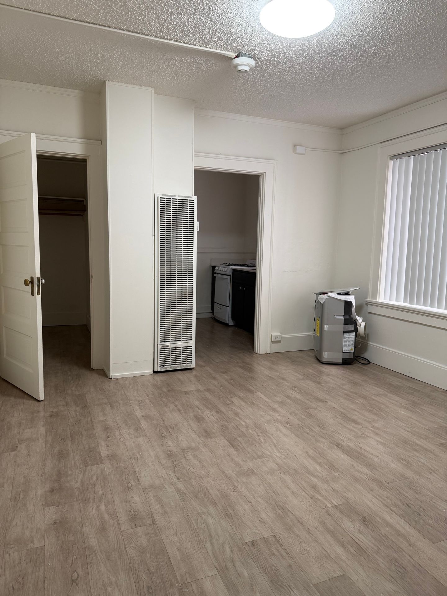 Portland Apartment: 929 SW Salmon St