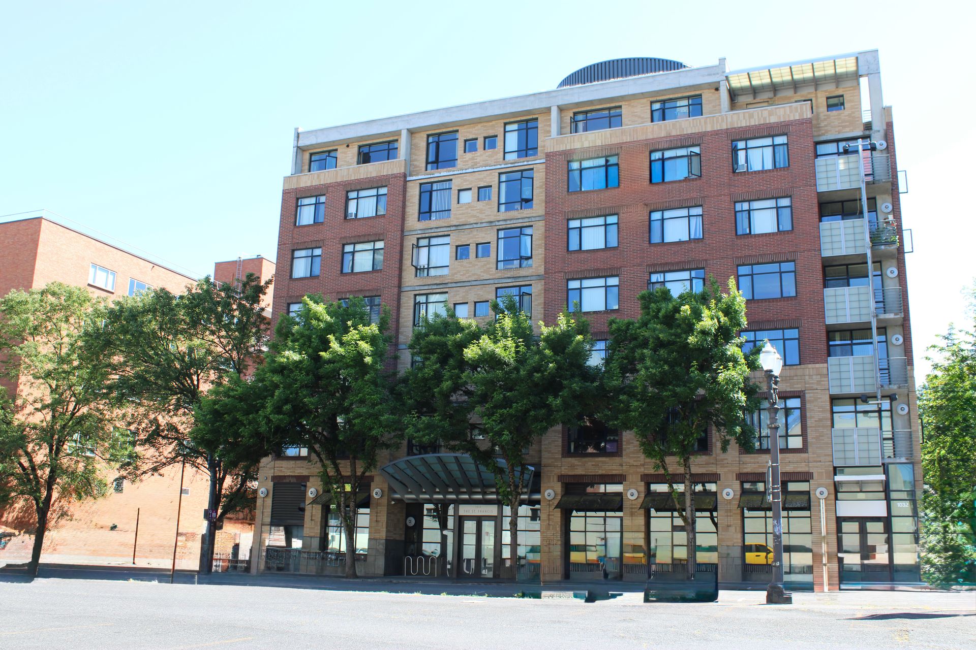 Portland Apartment: 1024 SW Main St