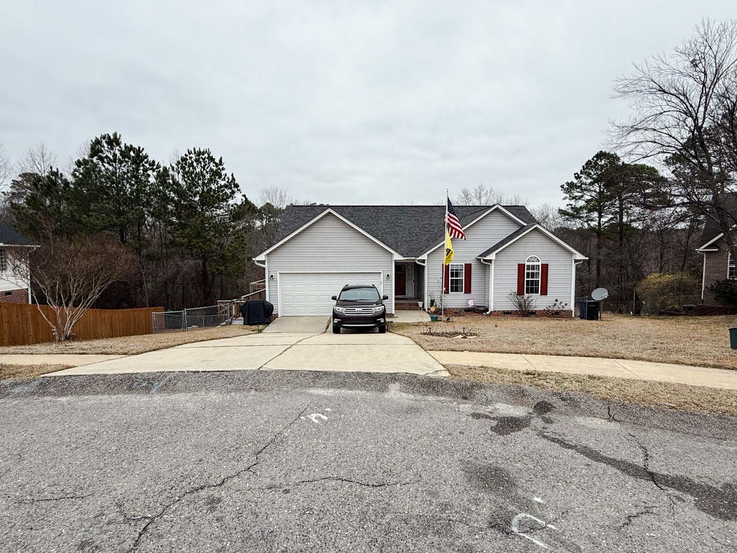 Fayetteville House: 7704 Redwood Ave