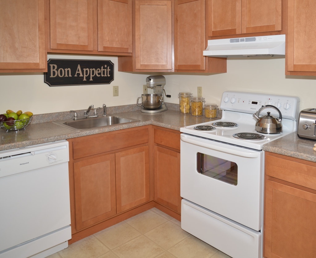 Concord Apartment: 1-72 Maplewood Lane