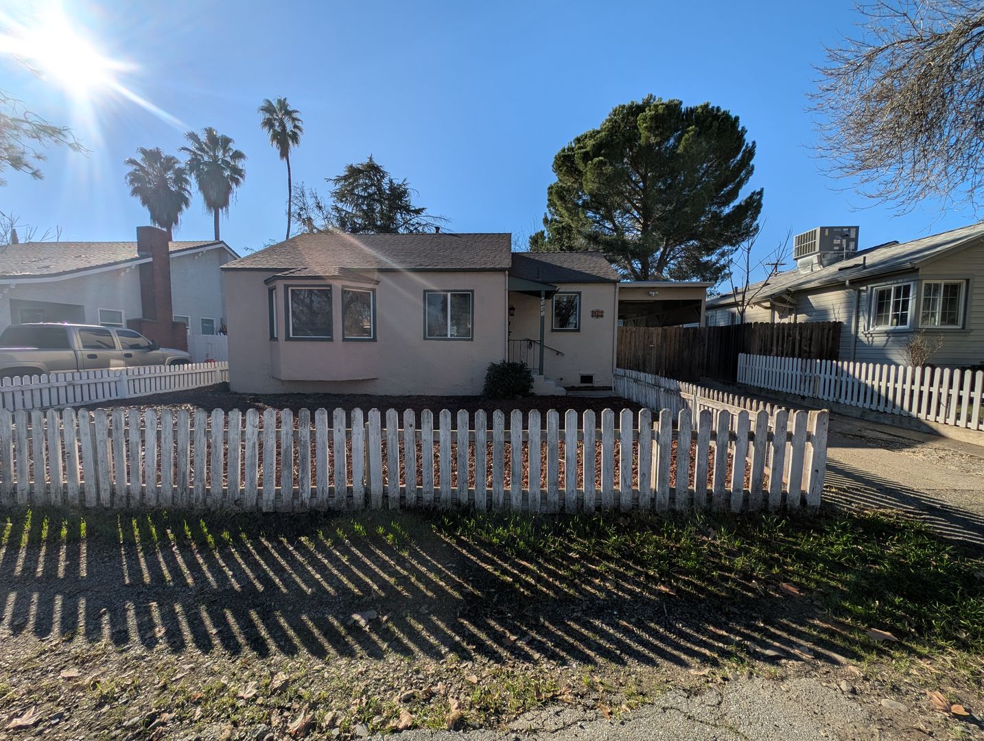 Redding House: 943 State St.