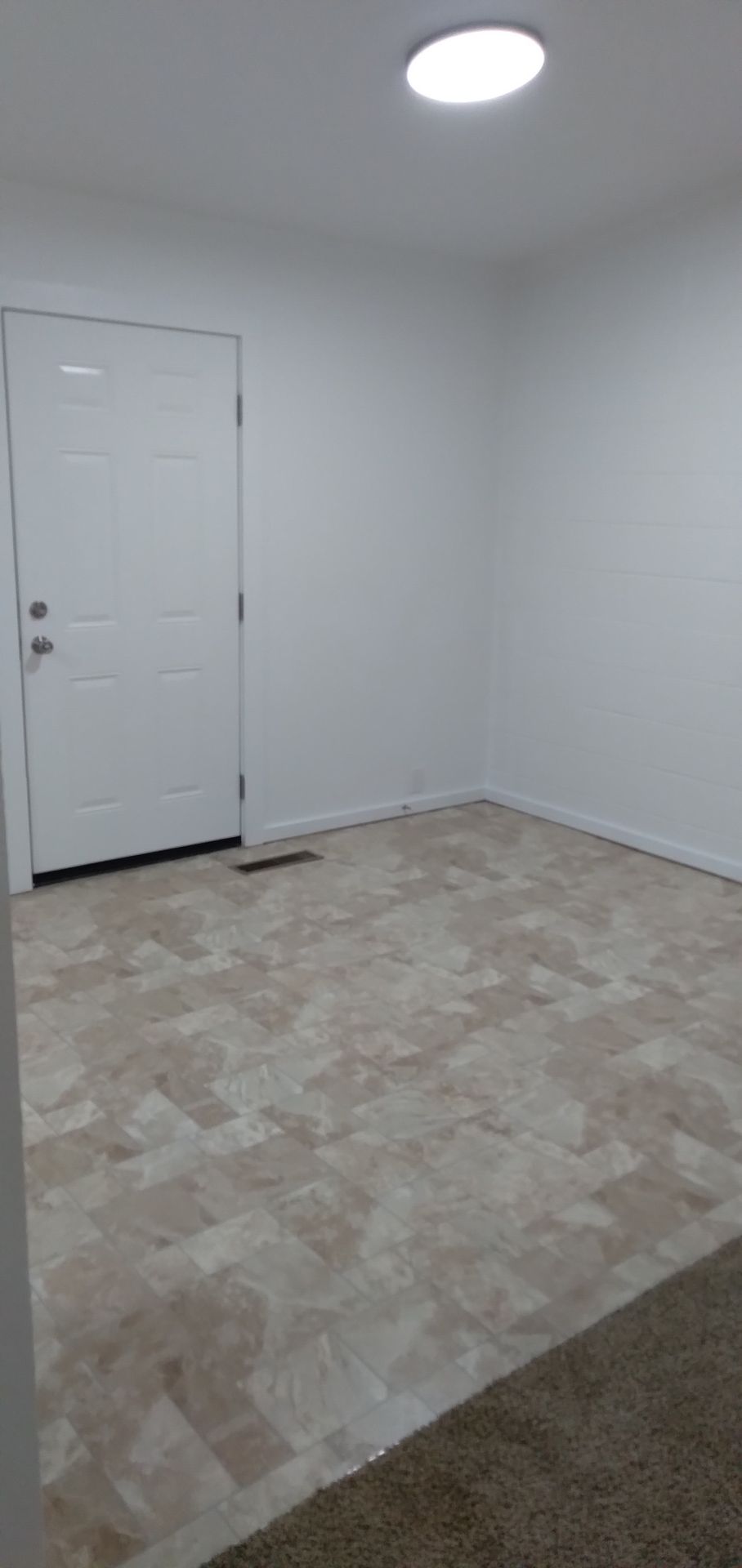 Ontario Apartment: 157 NW 7th St - #157