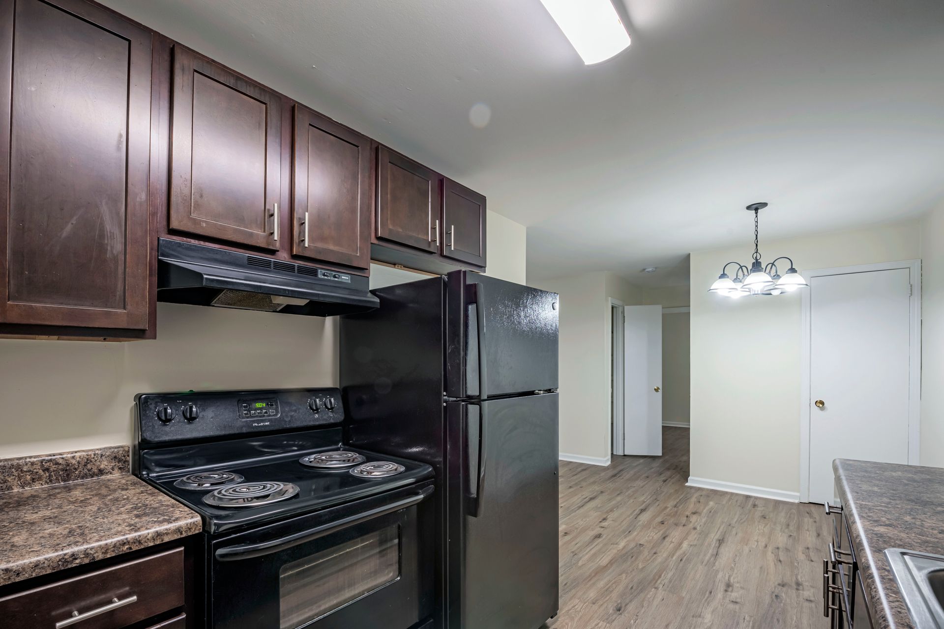 Birmingham Apartment: 1541 Charter E Cir