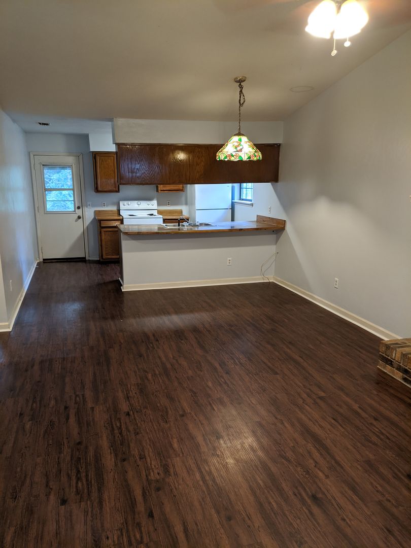 Tallahassee House: 1316 Burgess Drive