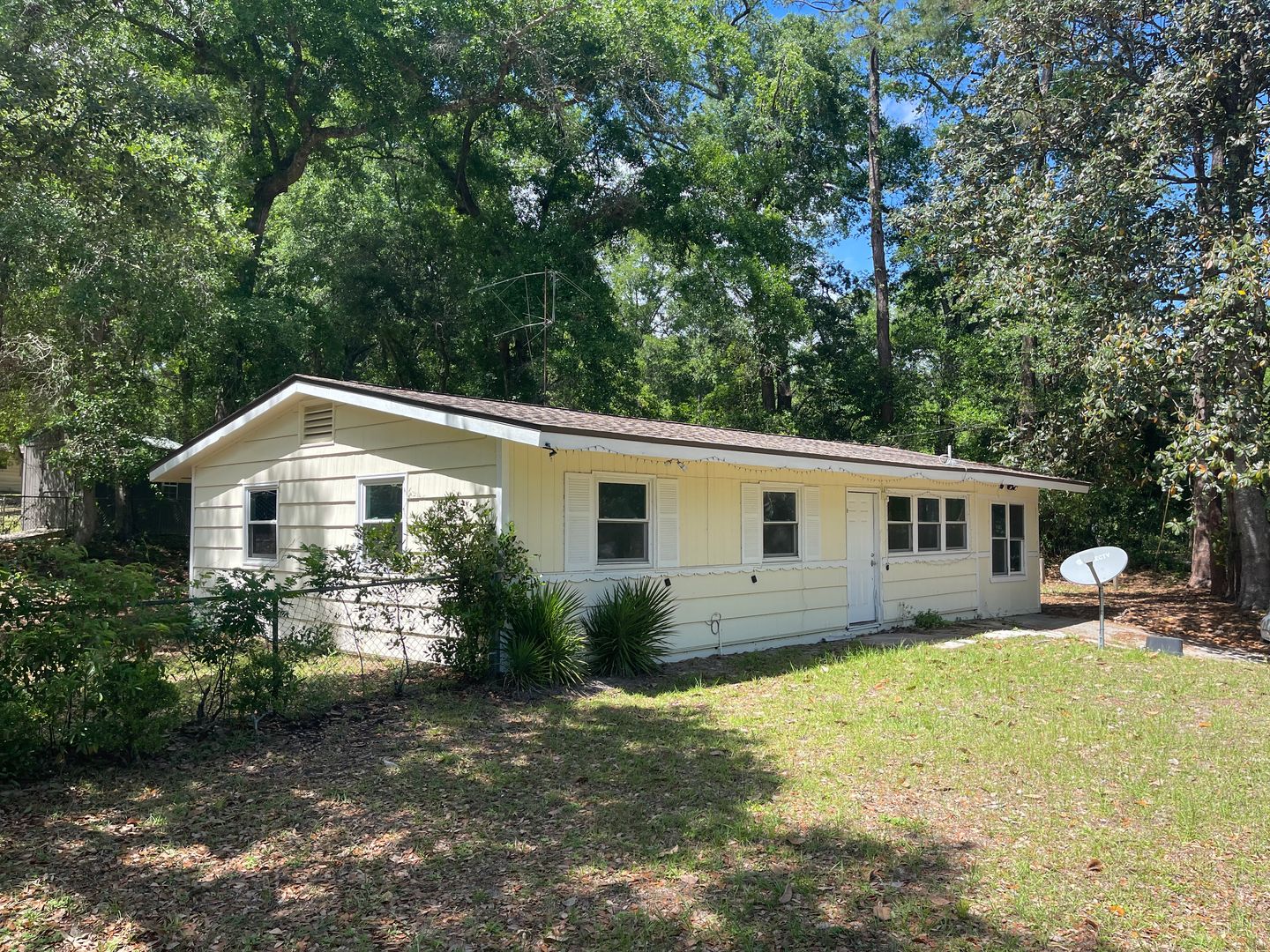 Tallahassee House: 3612 Shoreline Drive