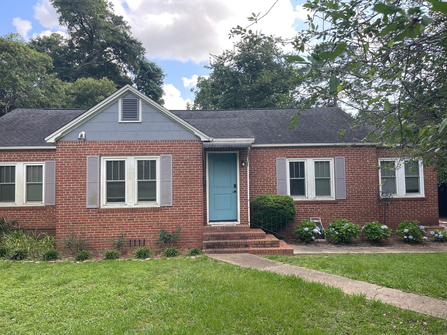 Tallahassee House: 105 Glenview Drive