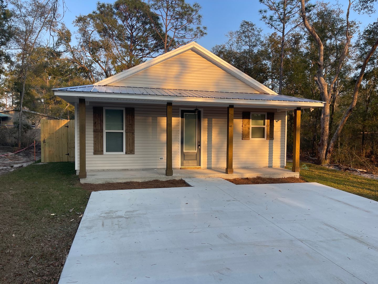 Crawfordville House: 9 Lake Ellen Drive