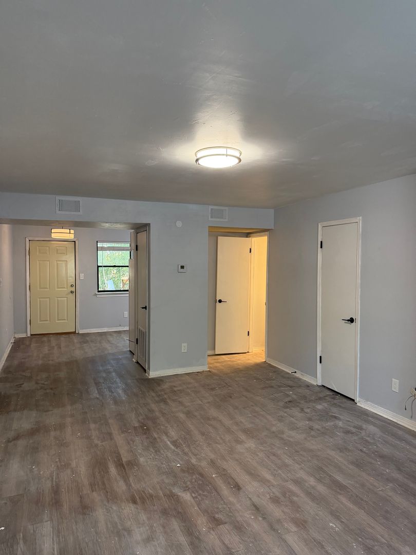 Tallahassee Townhome: 2511 Old Bainbridge E