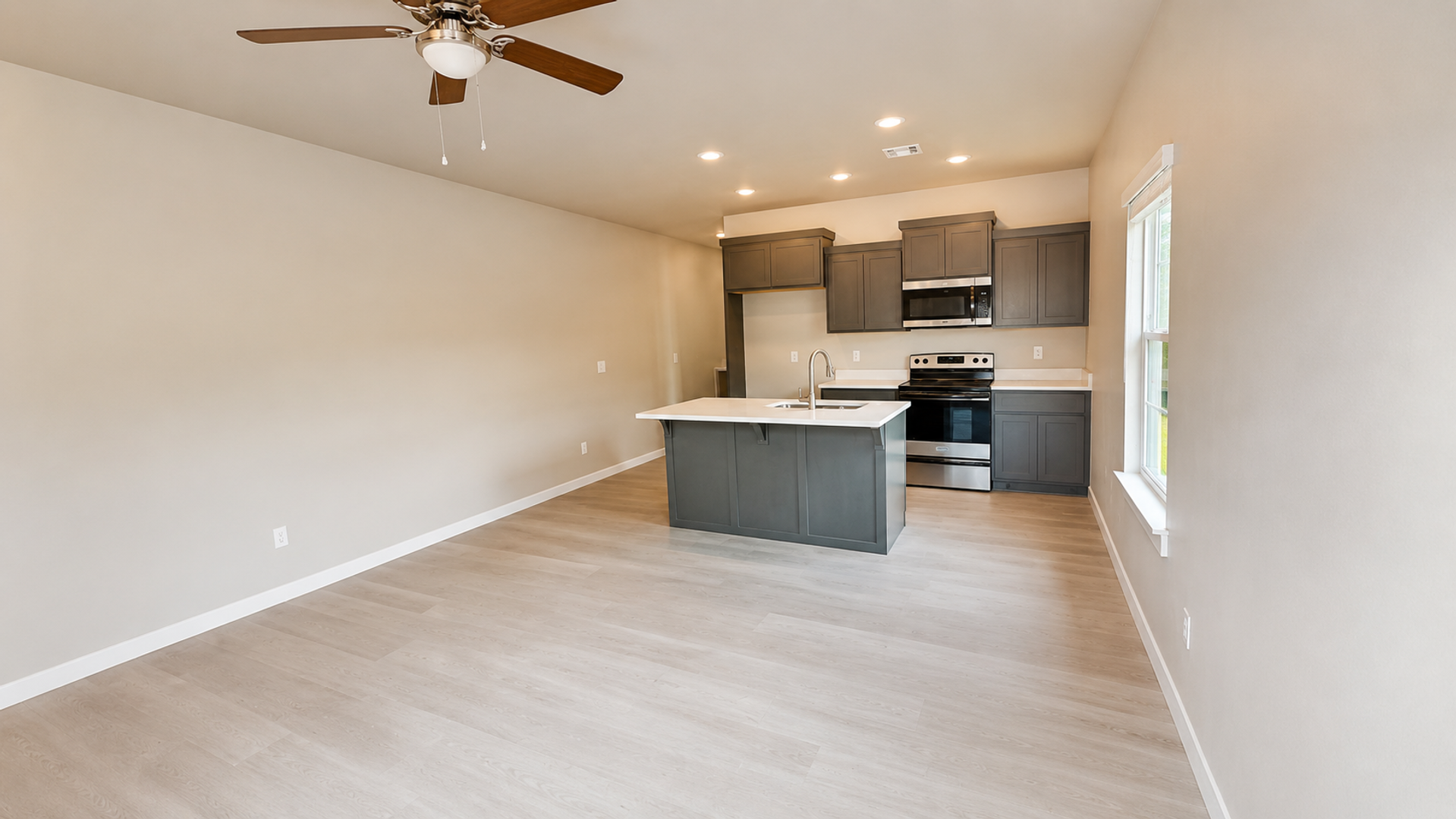 Lawton House: 311 NW Arlington Ave #2
