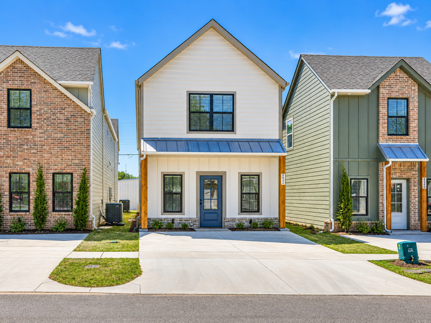 Edmond House: 604 W 2nd St #100