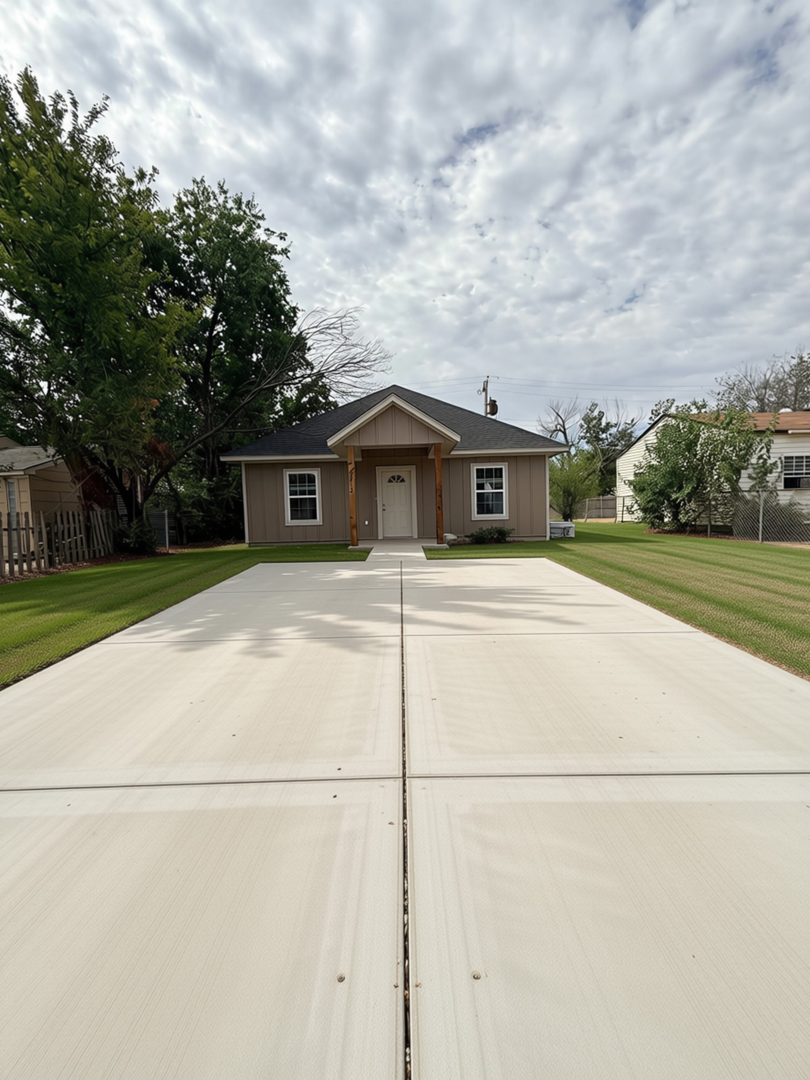 Lawton House: 2712 SW I Ave